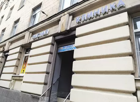 Ул. Бабушкина, д. 42, к. 1