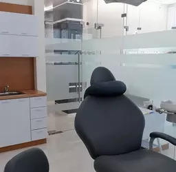 Стоматологический кабинет в клинике Витаника на пр. Авиаторов Балтики, д. 5